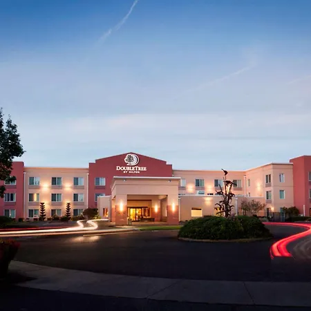 Doubletree By Hilton Vancouver-3