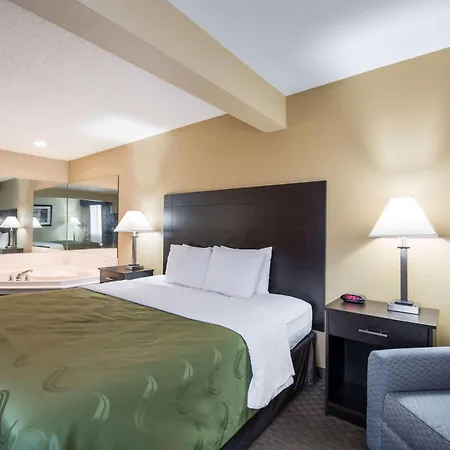 Quality Inn & Suites Menomonie-3