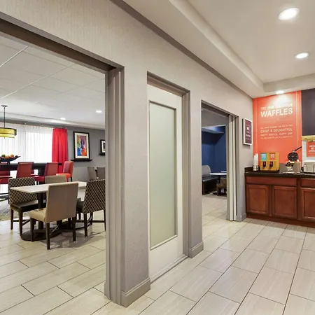 Hampton Inn Kansas City Blue Springs-3