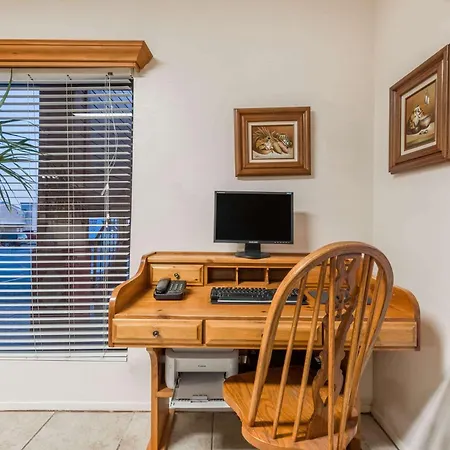 Super 8 By Wyndham Waco/Mall Area Tx-2
