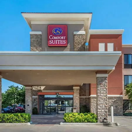 Comfort Suites Manhattan-3