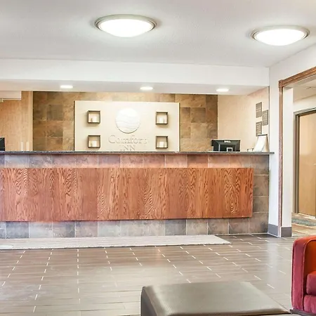 Comfort Inn Dickinson-3