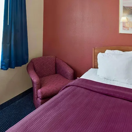 Quality Inn Lakeville North-3