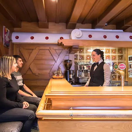 Gh Hotel Monzoni-3