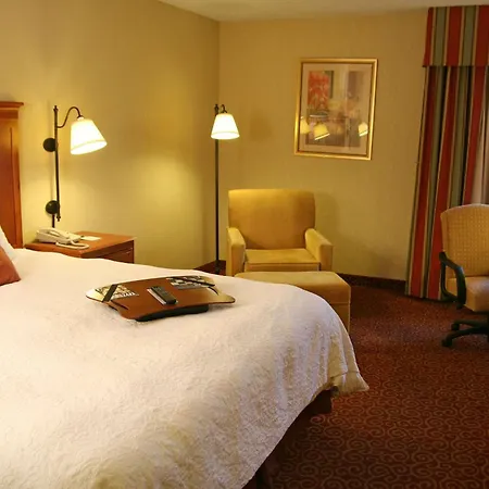 Hampton Inn Sevierville-2