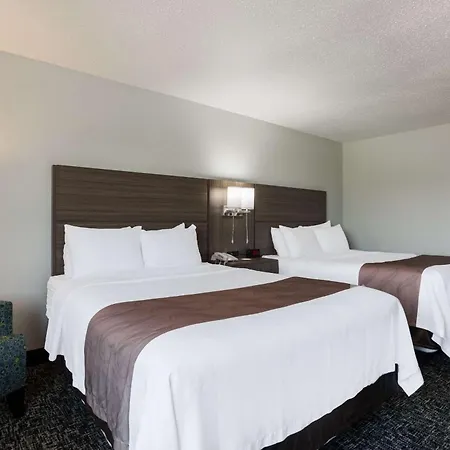 Quality Inn & Suites Ferdinand-2