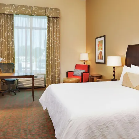 Hilton Garden Inn Manhattan Kansas-3