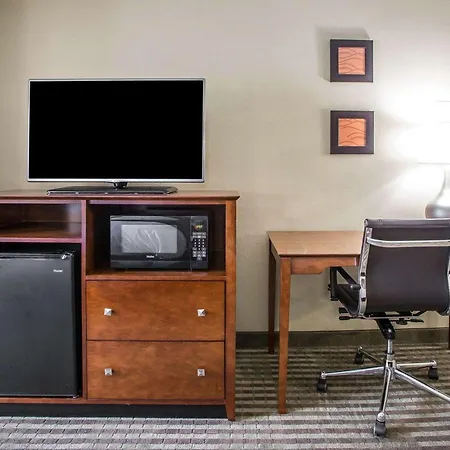 Comfort Inn Hammond I-94-3
