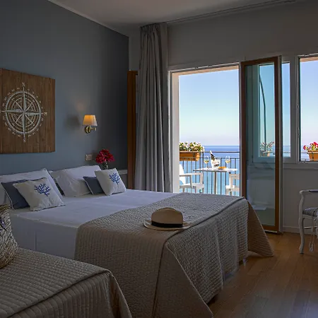 Hotel Punta Nord Est-2