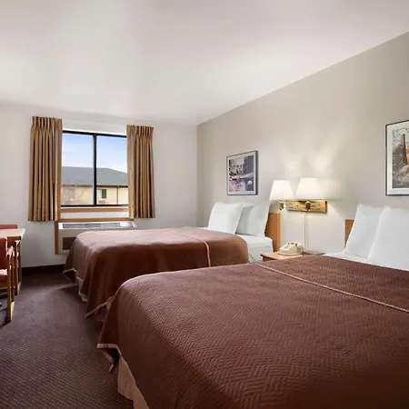Travelodge By Wyndham Elko Nv-2