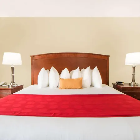 Ramada By Wyndham Enid-2