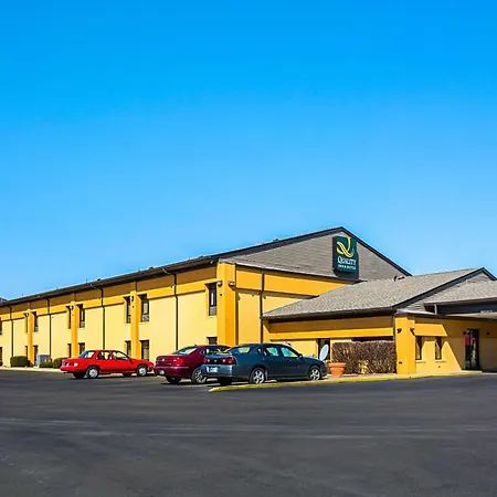 Quality Inn & Suites Greensburg I-74-3
