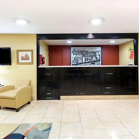 Super 8 By Wyndham Richmond-3