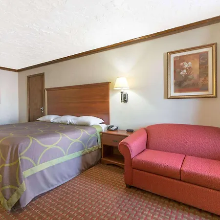Super 8 By Wyndham Enid-2