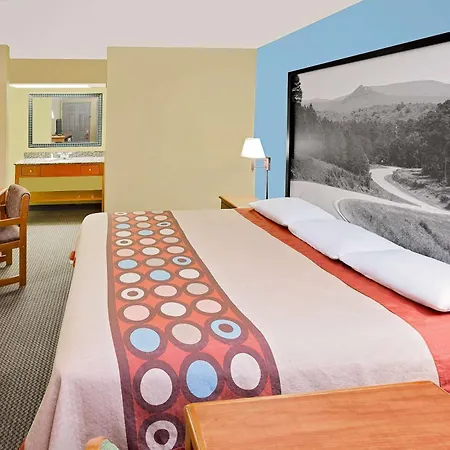 Super 8 By Wyndham Hazen-3