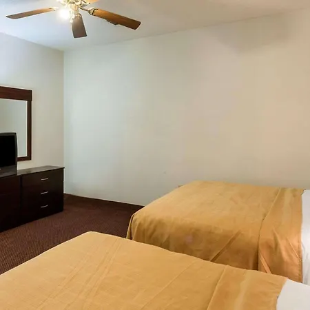 Quality Inn Robinsonville-3