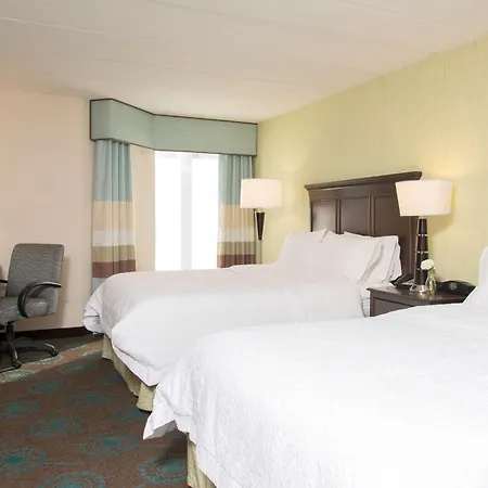 Hampton Inn & Suites Kokomo-3