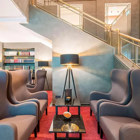 Best Western Premier Central Hotel Leonhard-3