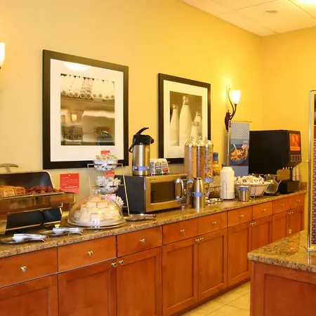 Hampton Inn & Suites Parker-3