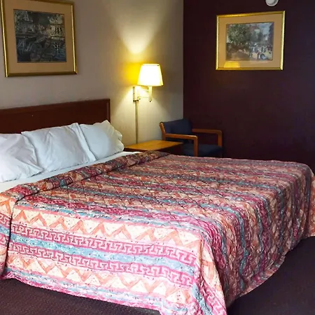 Magnuson Hotel Columbia-2