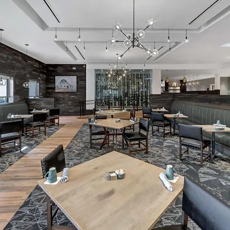 Doubletree By Hilton Wichita Airport-2