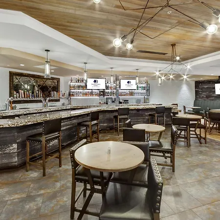 Doubletree By Hilton Wichita Airport-3