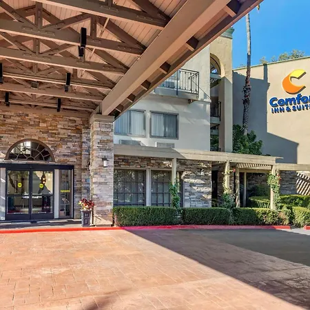 Comfort Inn & Suites Orange County John Wayne Airport-2