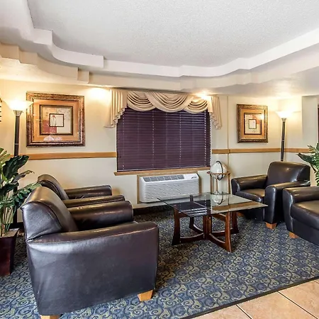 Brentwood Inn Clinton-2