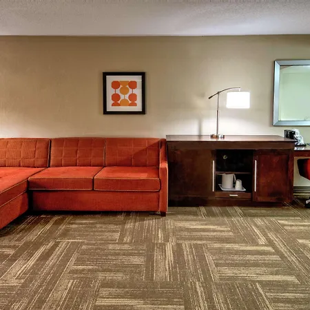 Hampton Inn Corinth-3