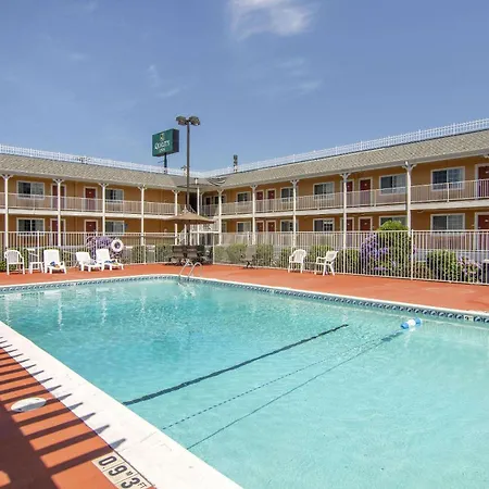 Quality Inn Central Roseburg-3