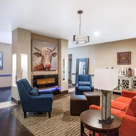 Super 8 By Wyndham Altoona-2