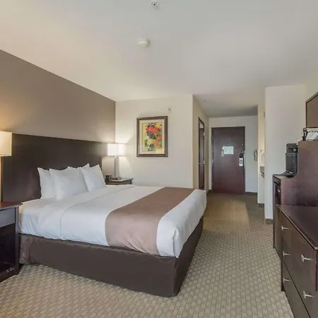 Quality Inn-3