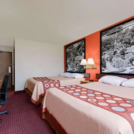 Hillside Inn & Suite-2