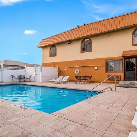 Quality Inn Clovis-3