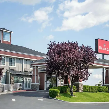 Ramada By Wyndham Moses Lake-3