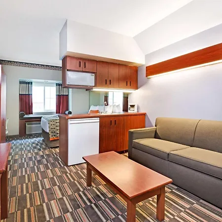 Microtel Inn & Suites Urbandale-3