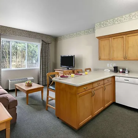 Ramada By Wyndham Olympia-2