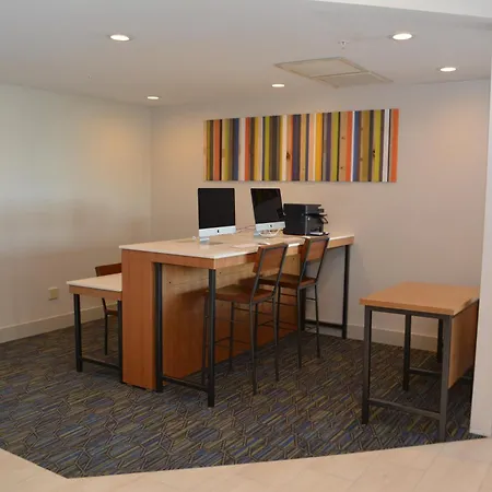 Holiday Inn Express & Suites Waterville - North By Ihg-3
