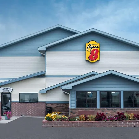 Super 8 By Wyndham Pierre Sd-2