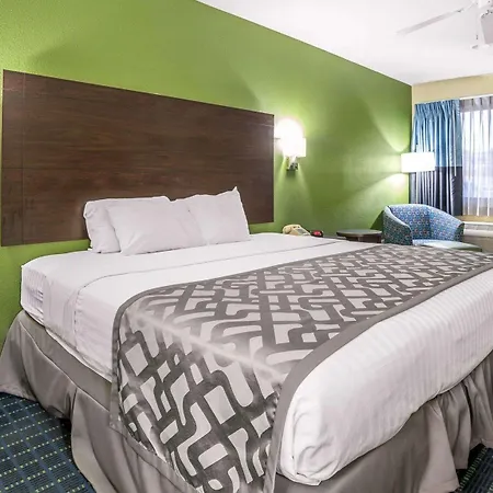 Rodeway Inn & Suites-3