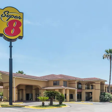 Super 8 By Wyndham Weslaco-3