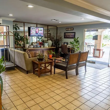 Howard Johnson By Wyndham Buena Park-2