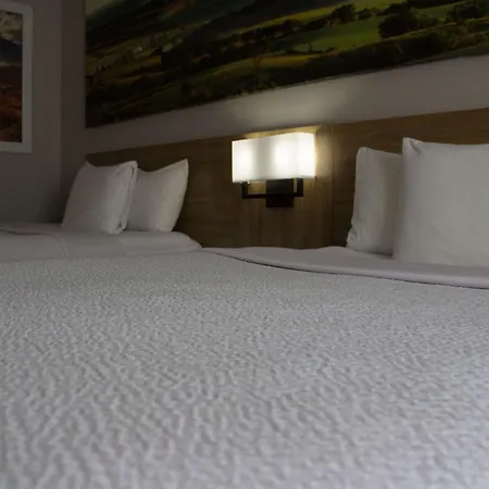 Days Inn By Wyndham Colby-3