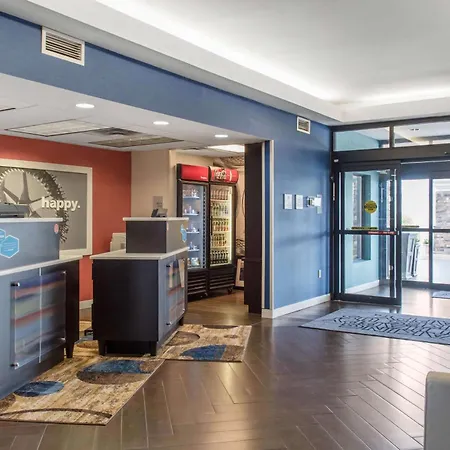 Hampton Inn Douglas-2