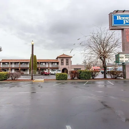 Rodeway Inn Baker City-2