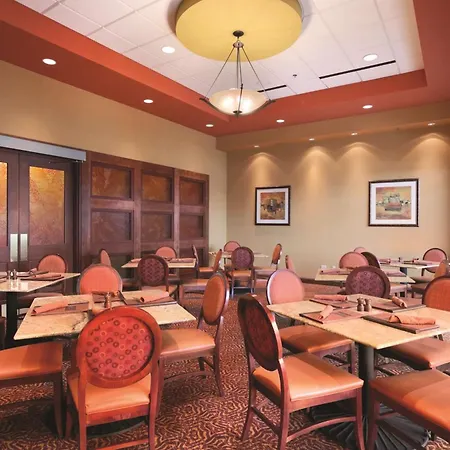 Embassy Suites East Peoria Hotel And Riverfront Conference Center-2