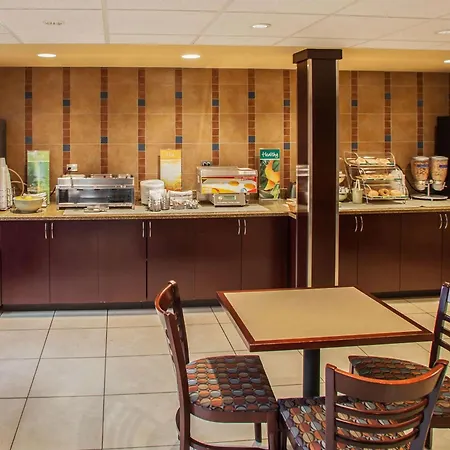 Quality Inn & Suites St Charles -West Chicago-2