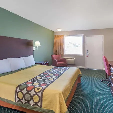 Super 8 By Wyndham Durham/University Area Nc-3