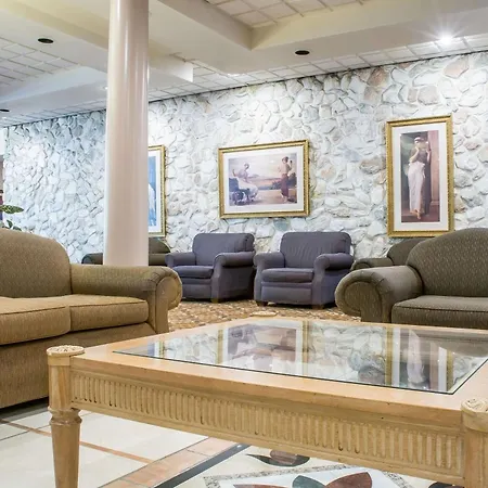 Quality Inn & Suites-3