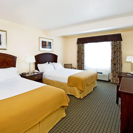 Holiday Inn Express & Suites Willcox-3